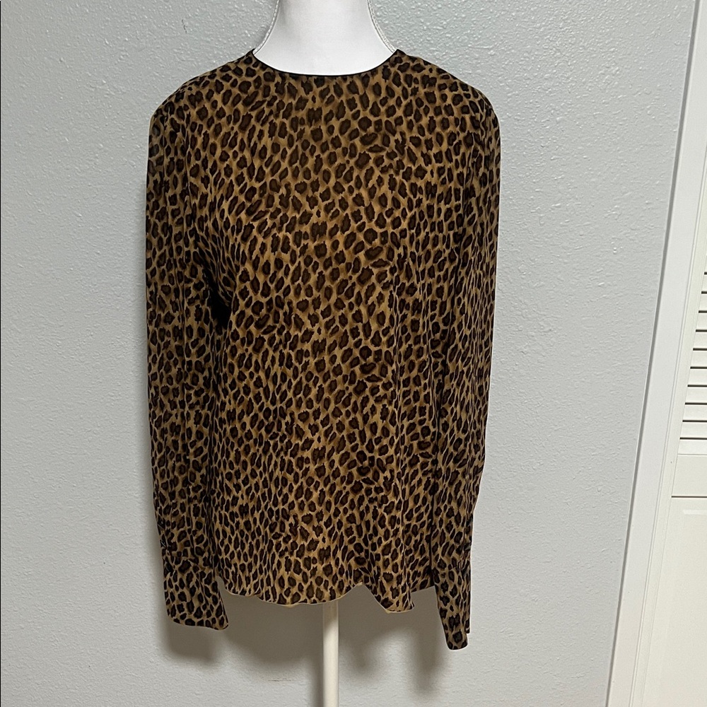 Dana Buchman Cheetah Print Silk Blouse – Size 6